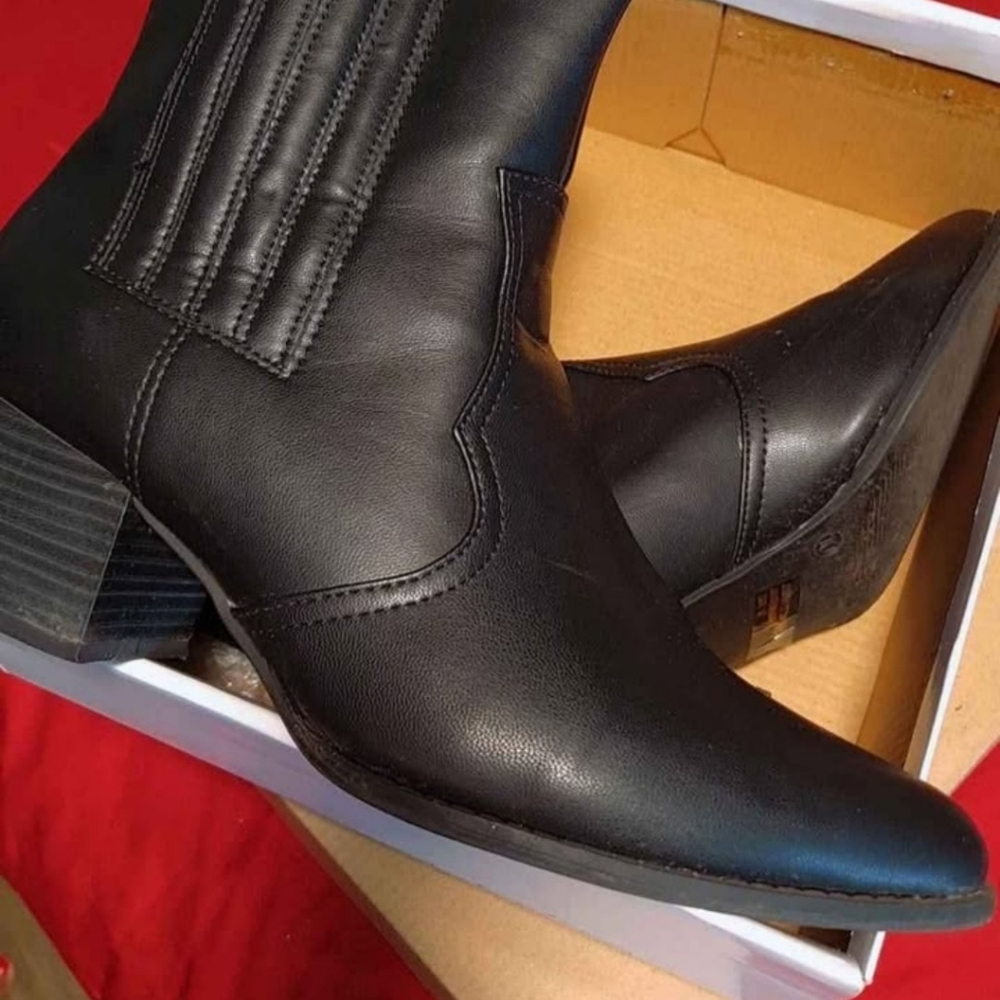 Black Ankle Boots